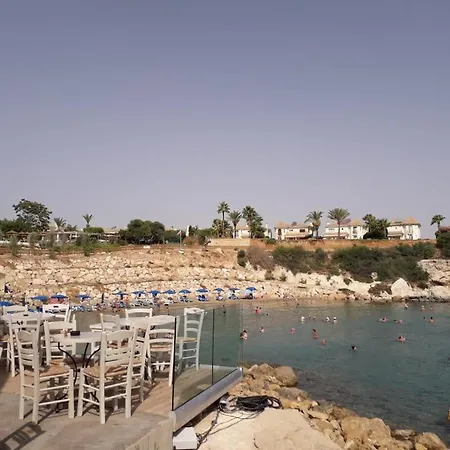 Sea Breeze * Paralimni