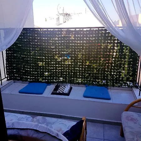Apartment Sea Breeze